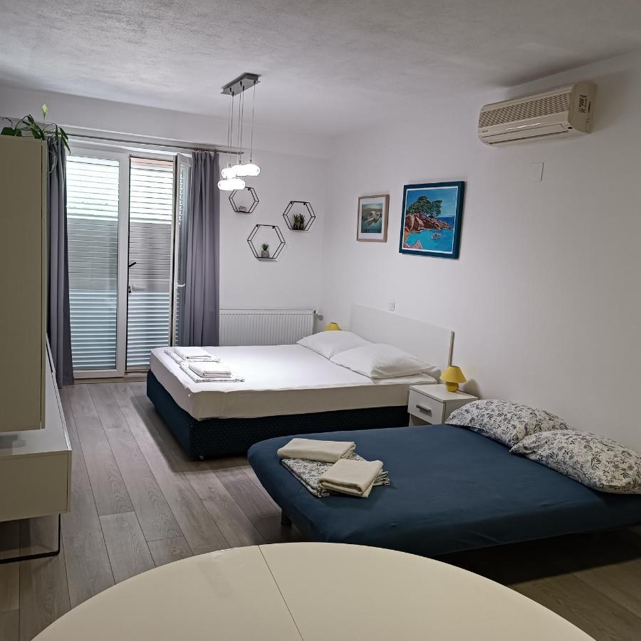 Katrin 101 Appartement Tučepi Buitenkant foto